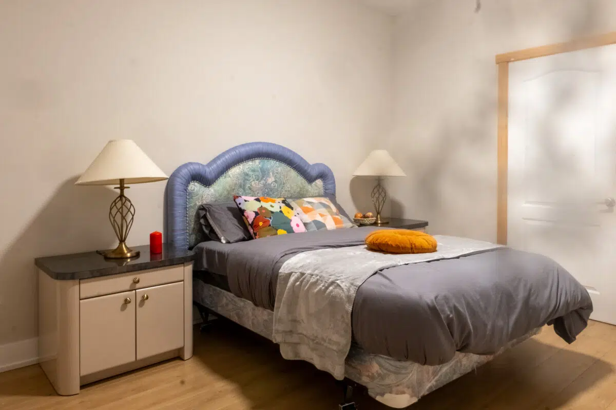 Room 9